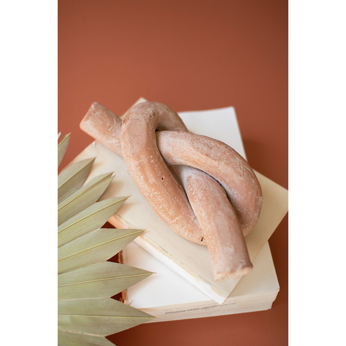 White Wash Clay Knot